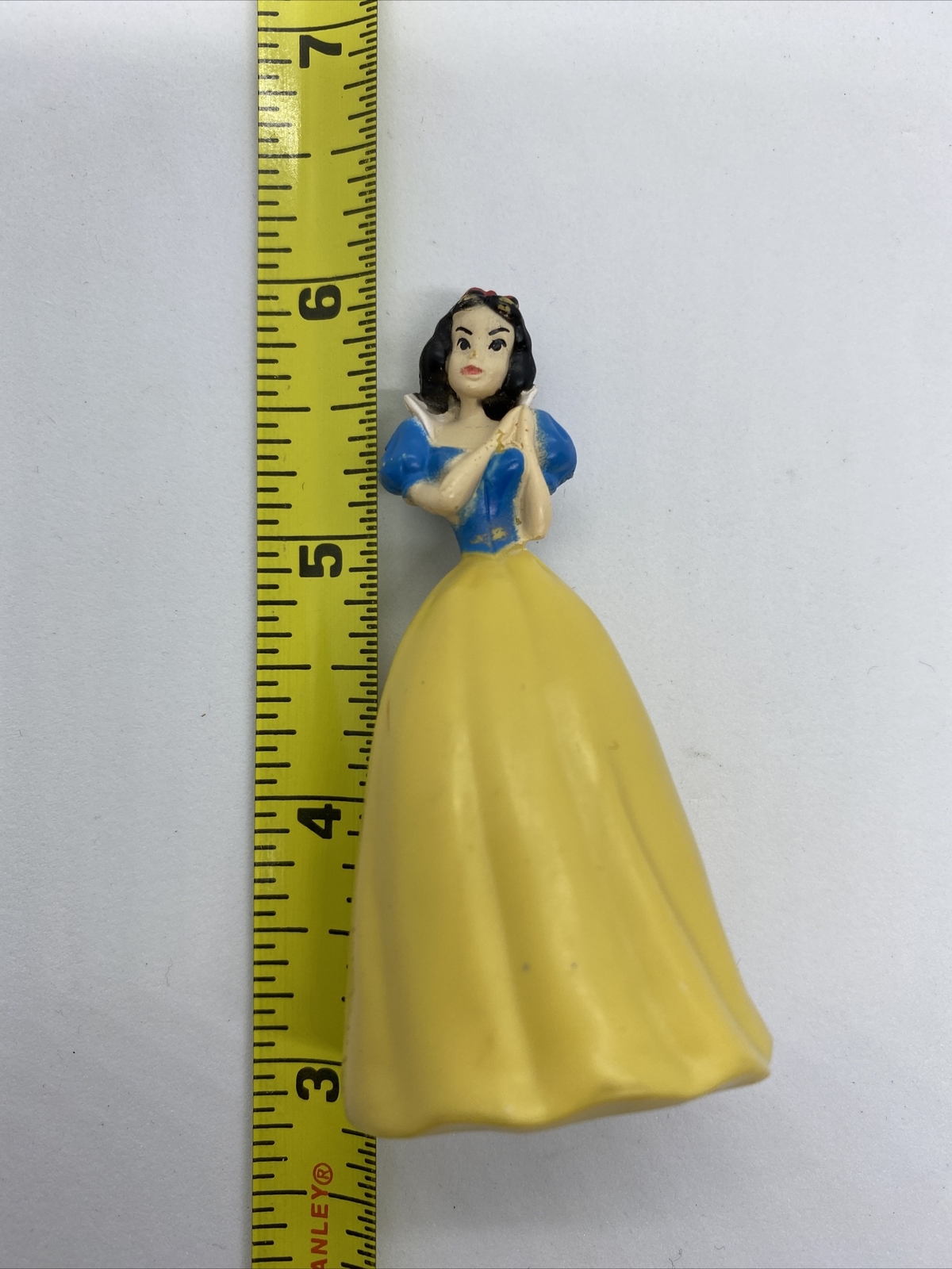 Disney SNOW WHITE and the Seven Dwarfs Princess PVC Figure Cake Topper 3″ tall!