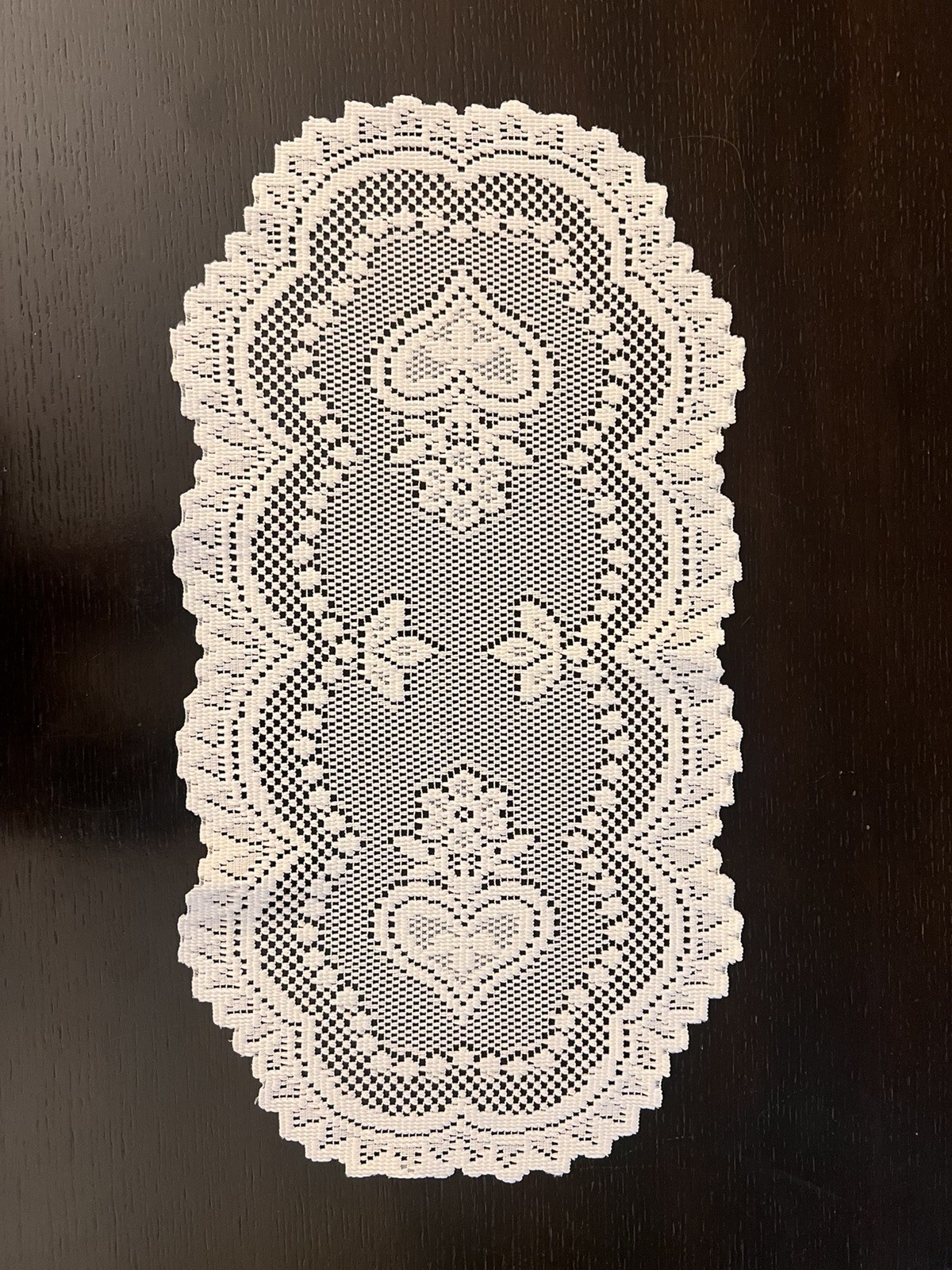 Vintage Filet Crochet Lace Doily Centerpiece Floral Heart Motif Ivory Cotton 22”