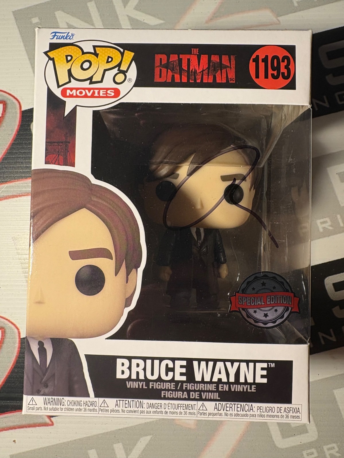 Robert Pattinson Signed Bruce Wayne Funko Pop! Autograph ACOA – The Batman