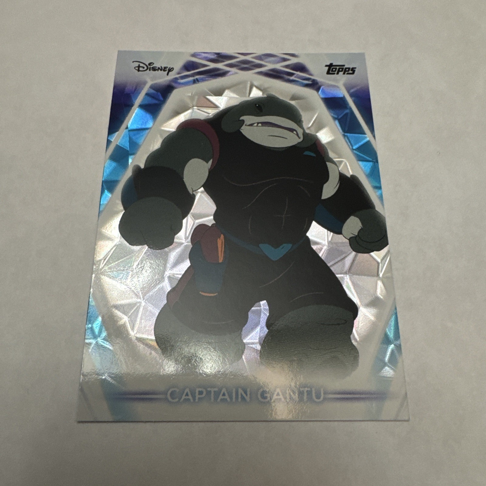2026 Topps Disney Neon Captain Gantu Diamante Parallel #18 Lilo & Stitch