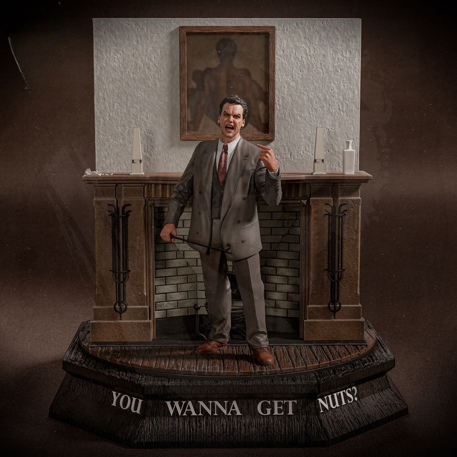 Batman-Bruce Wayne Let’s get nuts Statue Model Kit DC Unpainted/Unassembled