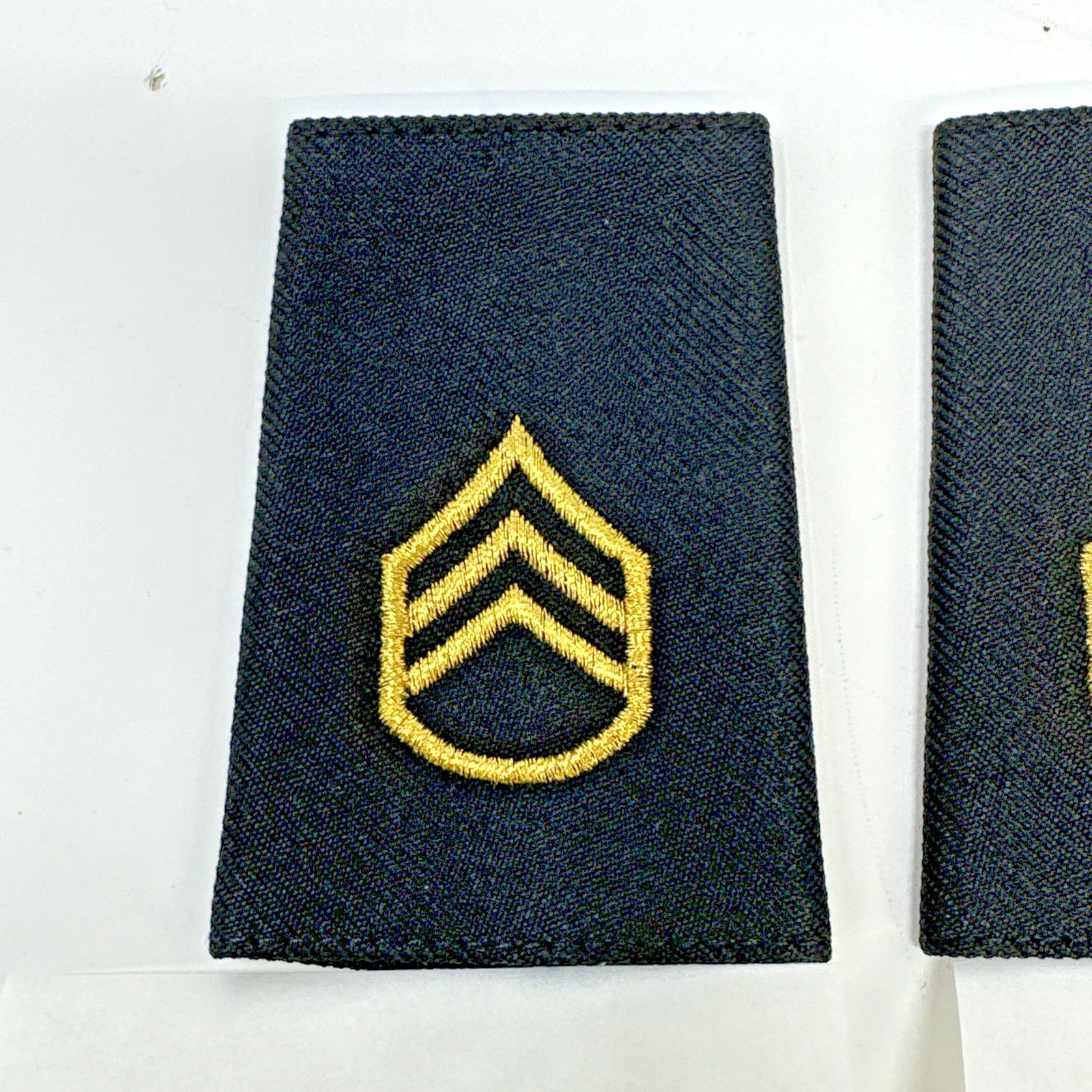 US Army Staff Sergeant E6 Epaulet Small Female Shoulder Marks Pair (NEW)