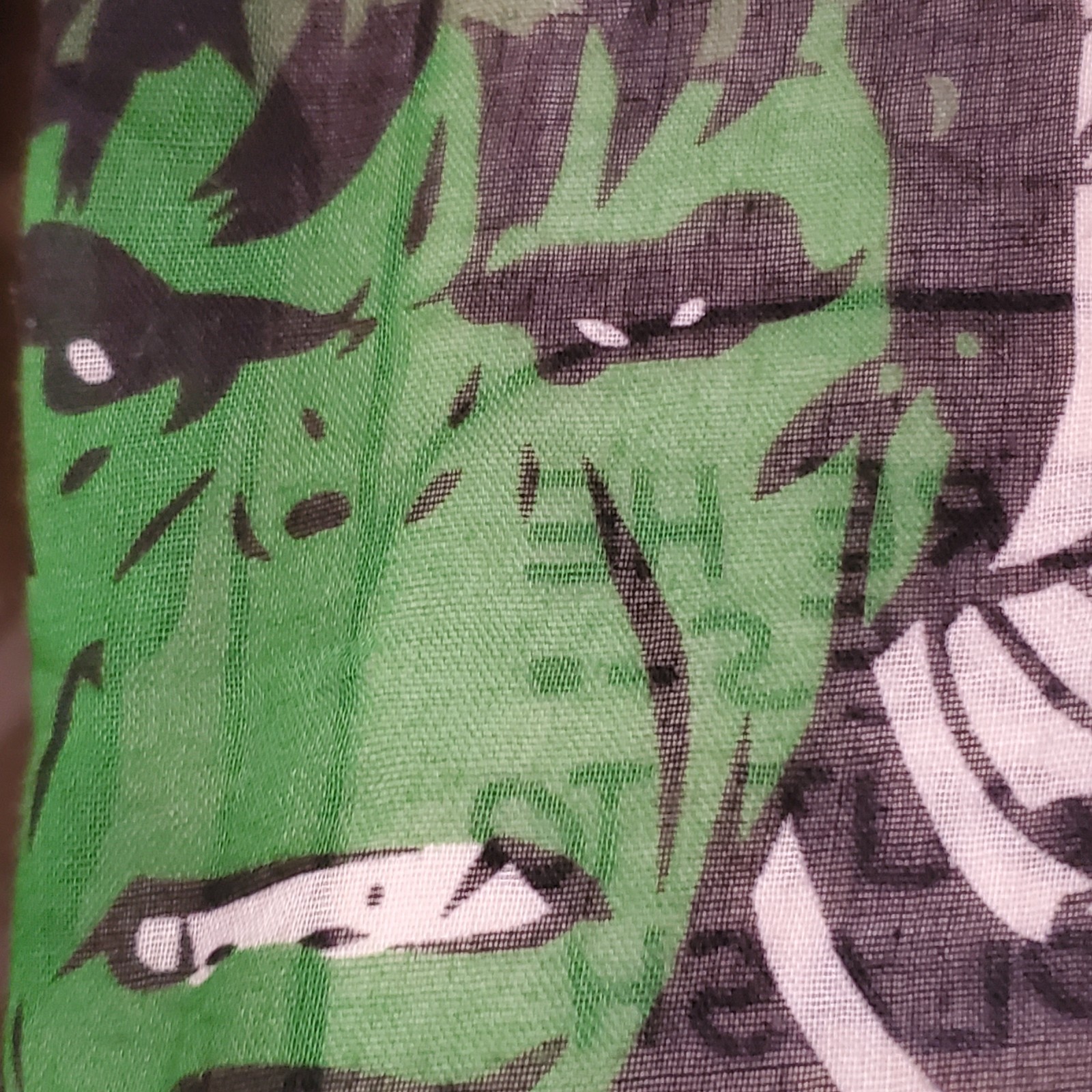 Marvel Comic Cartoon Infinity Scarf Avengers – Polyester One Size 35″ square EUC