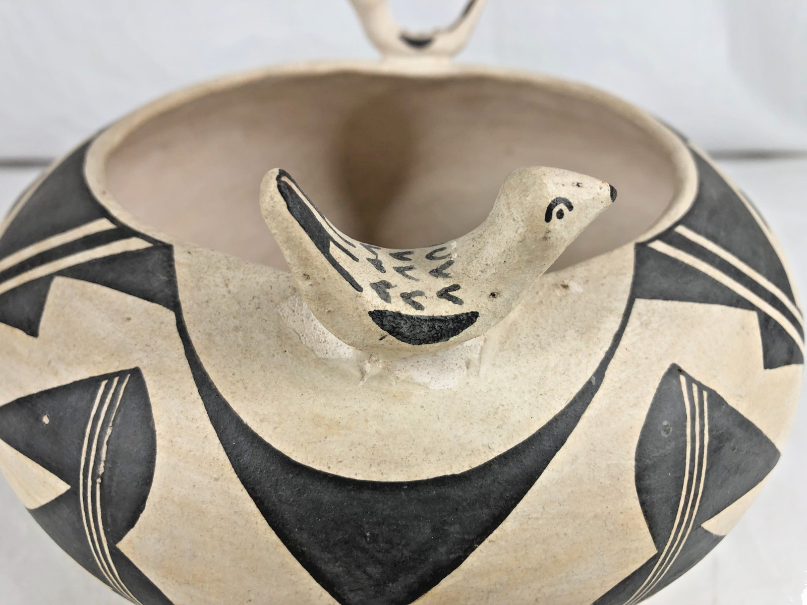 GREAT OLD ORIGINAL ACOMA PUEBLO POTTERY BOWL MADE BY SARAH GARCIA 5 3/4″ TALL