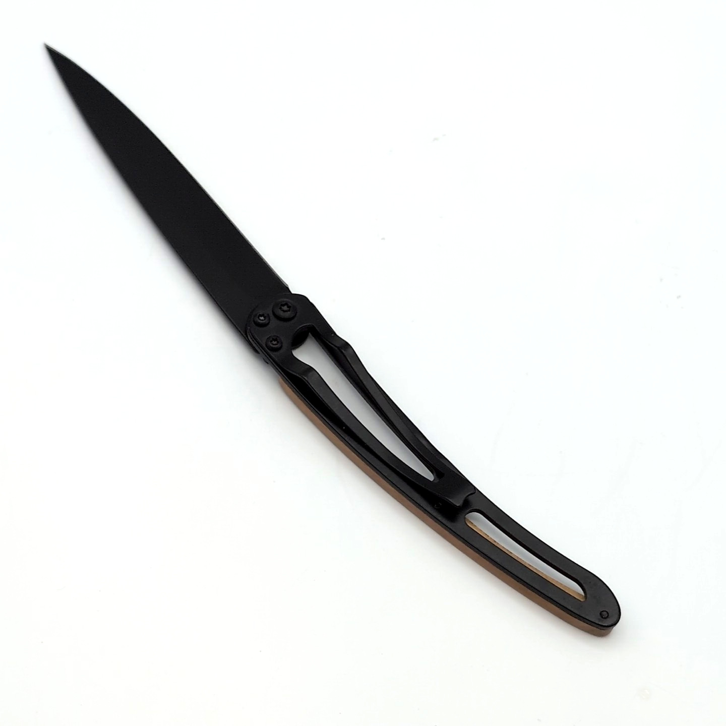 Deejo 37g Black Titanium | Terra Incognita | Juniper Wood Handle | 3.75″ Blade