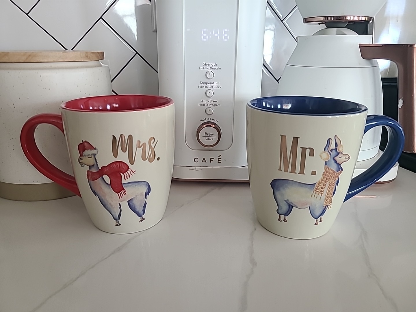 Coffee Mugs 18 Ounce Set Mr Mrs Llama Peru Theme Blue Red Fao Schwarz