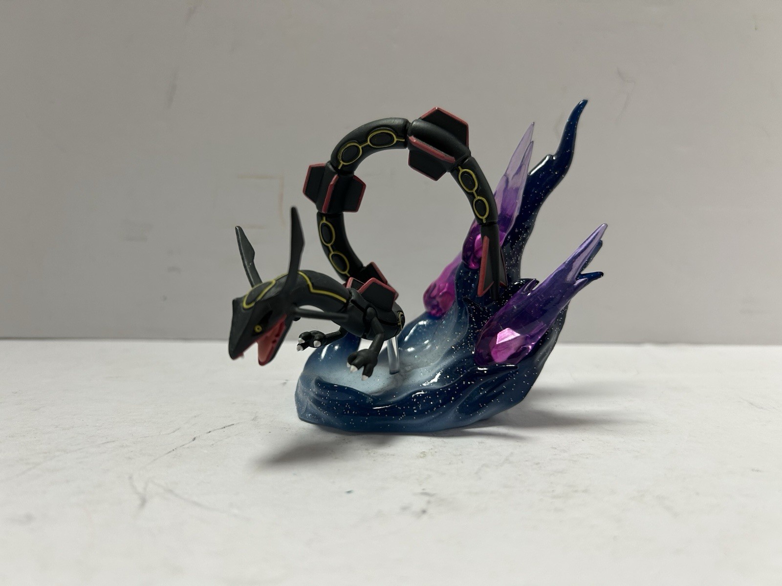 Re-Ment Pokemon Battle On Desk Black Rayquaza