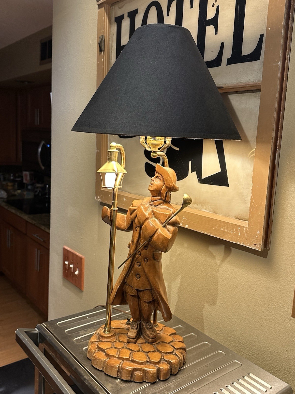 VTG Paul Revere Nightwatchman Carved Wood & Brass Lamp & Nightlight w/Shade 27″