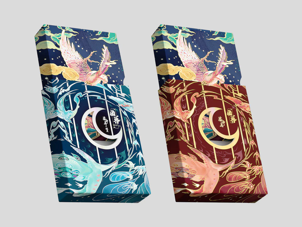 Trapped Beasts: Caged Bird Playing Cards – Maroon & Emerald Gilded Edition [CASH
