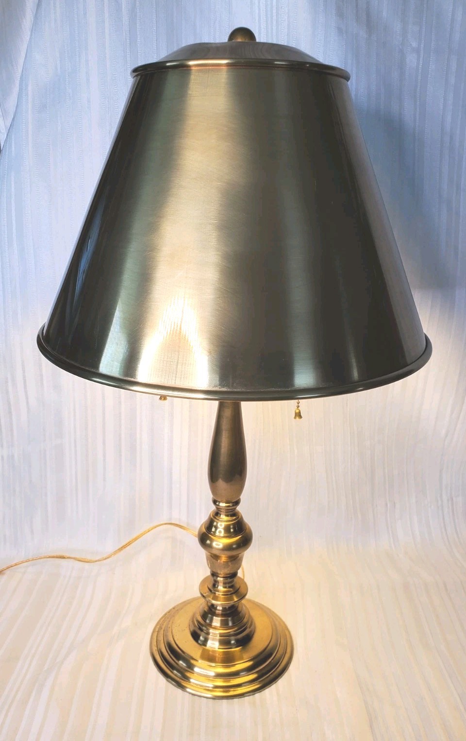 Vtg Brass Levenger New York Public Library Style Desk Lamp With Brass Shade Read