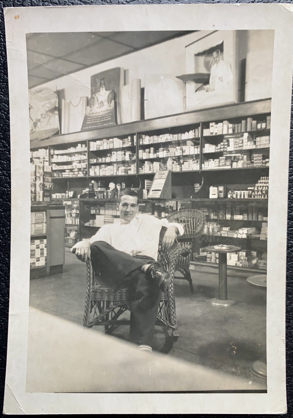 1930s Pharmacy DRUG STORE Interior Men Product Display Sign Ashtray Vtg PHOTO