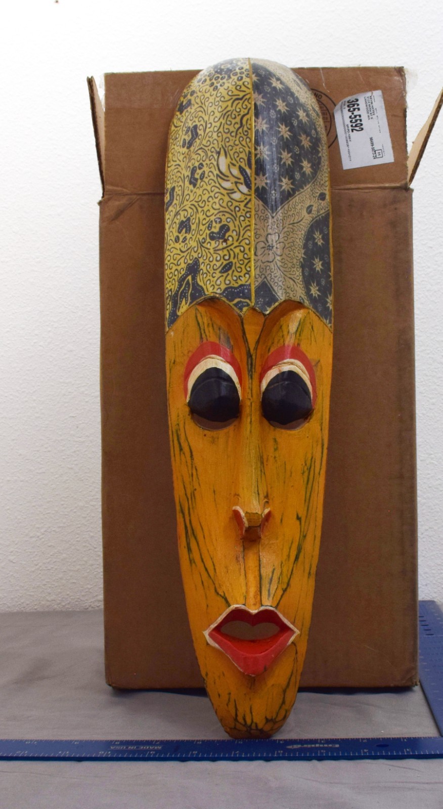 Hand-Carved Indonesian Wall Mask Java Batik Style Wood Art 18.5″ Vintage Decor