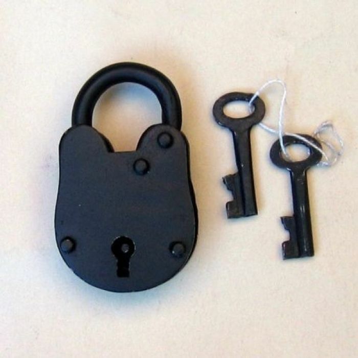ANTIQUE LOCK OLD STYLE WITH KEYS 2.75″H – PADLOCK – IRON LOCK & KEYS – PIRATE