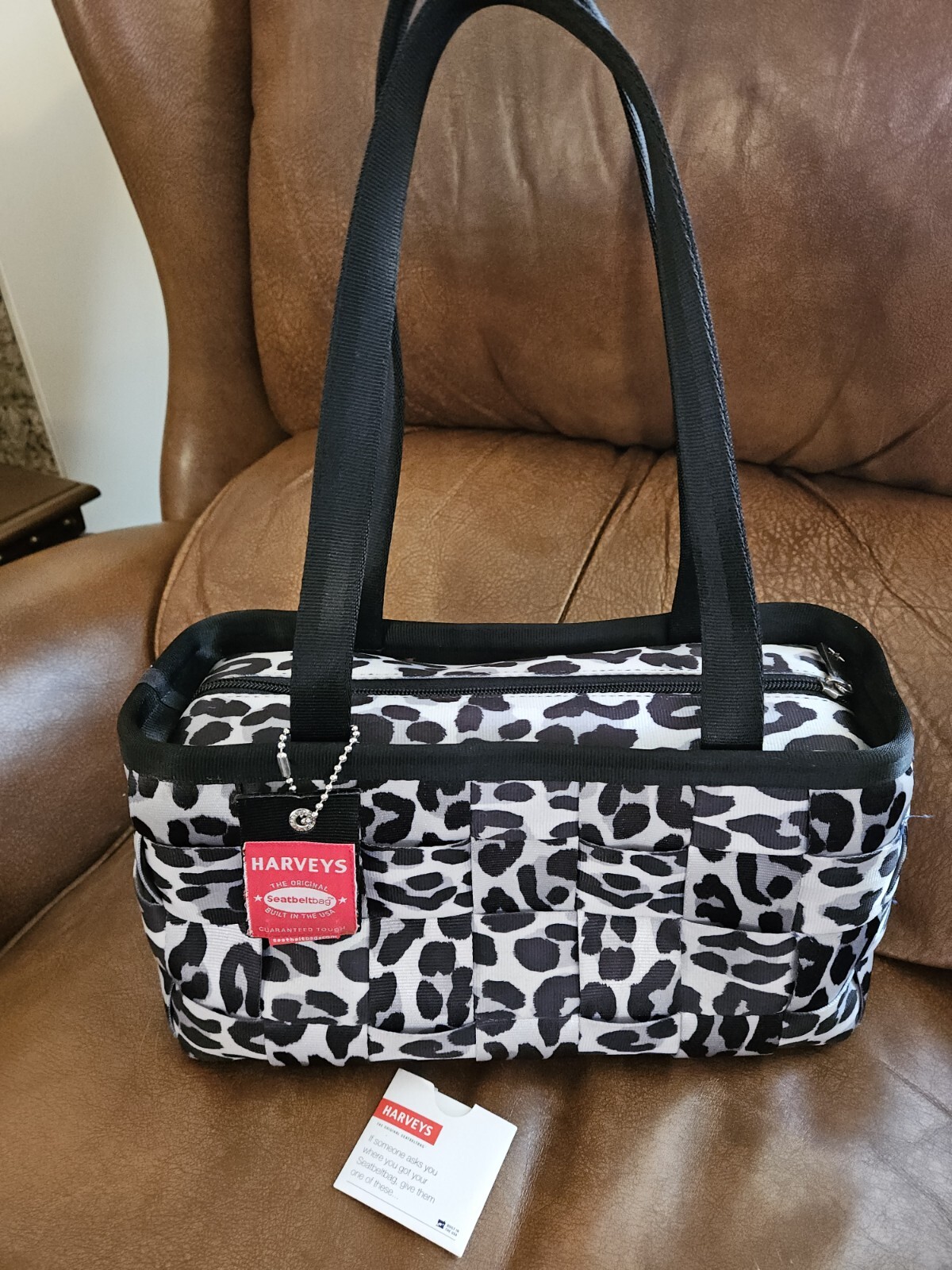 Harveys Seatbelt Snow/Ice Leopard large satchel with red lining. Gorgeous bag!