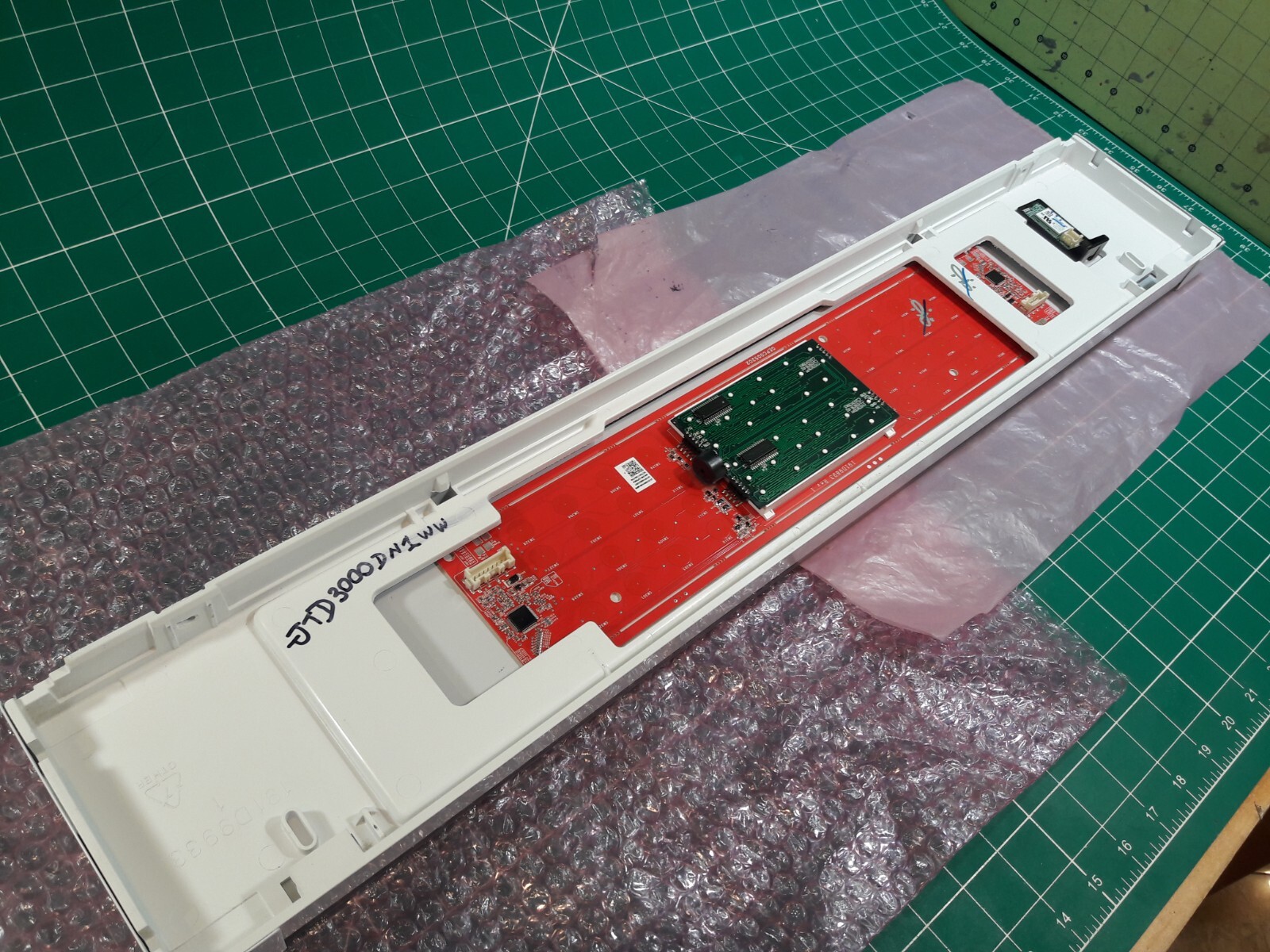 PERFECTLY GOOD – NICE – GE WHITE UI LCD CONTROL PANEL WB27X33054 – 60 DAYS