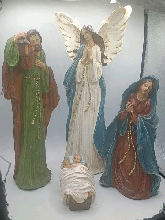 4pc Nativity Set Angel Mary Joseph And Baby Jesus 14″ Down To 9″ And Jesus 3″…