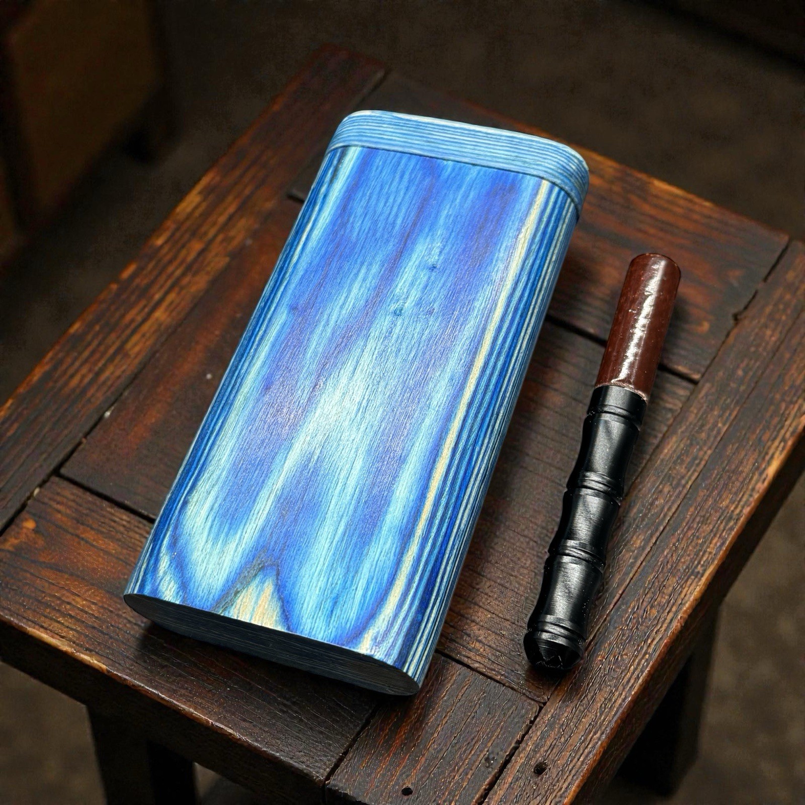 4” Blue Wooden Dugout w/ Sharp Silver Metal One Hitter Pipe
