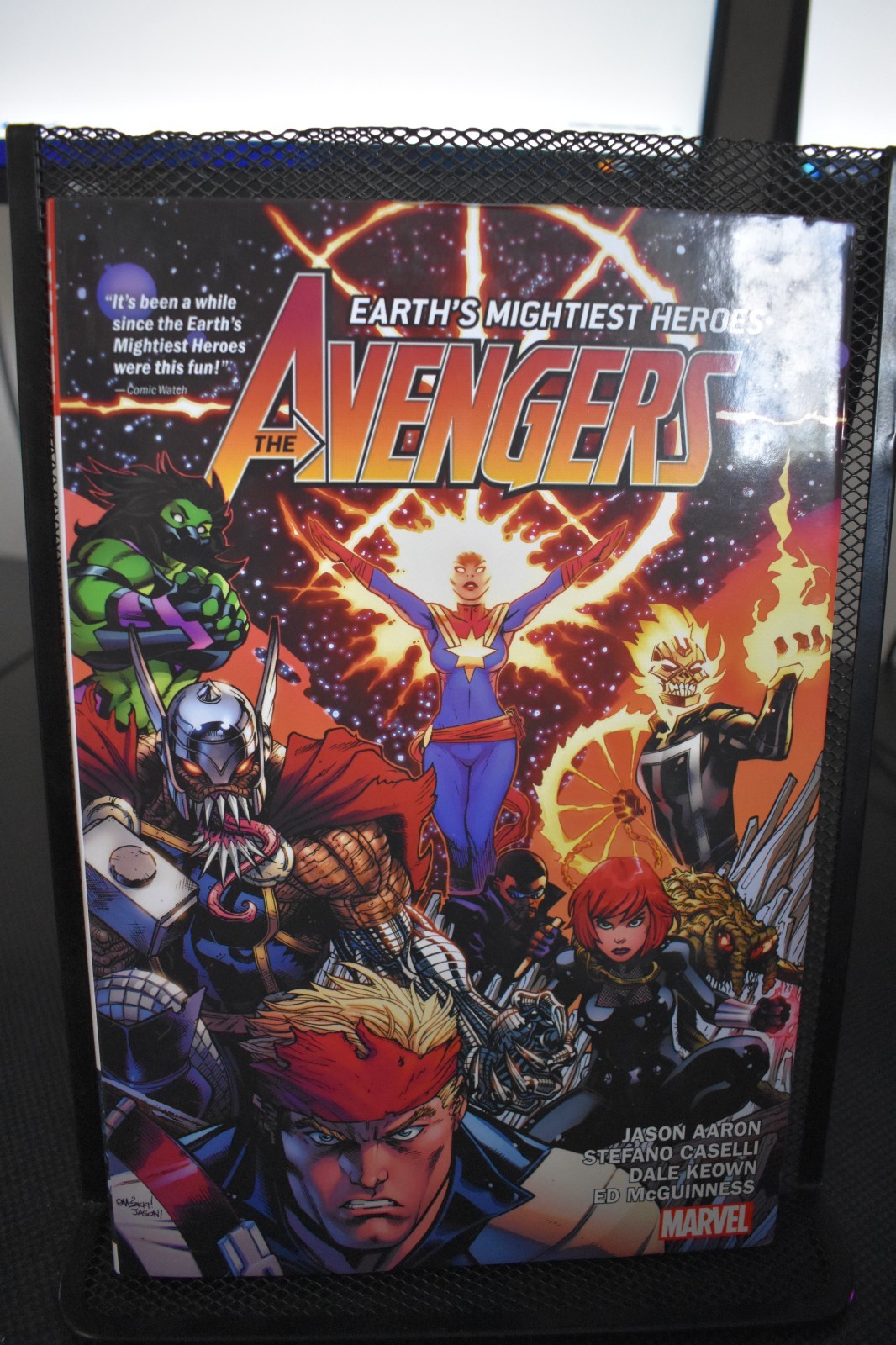 Avengers by Jason Aaron Volume 3 Marvel Deluxe Hardcover 2022 RARE Thor Cap Hulk