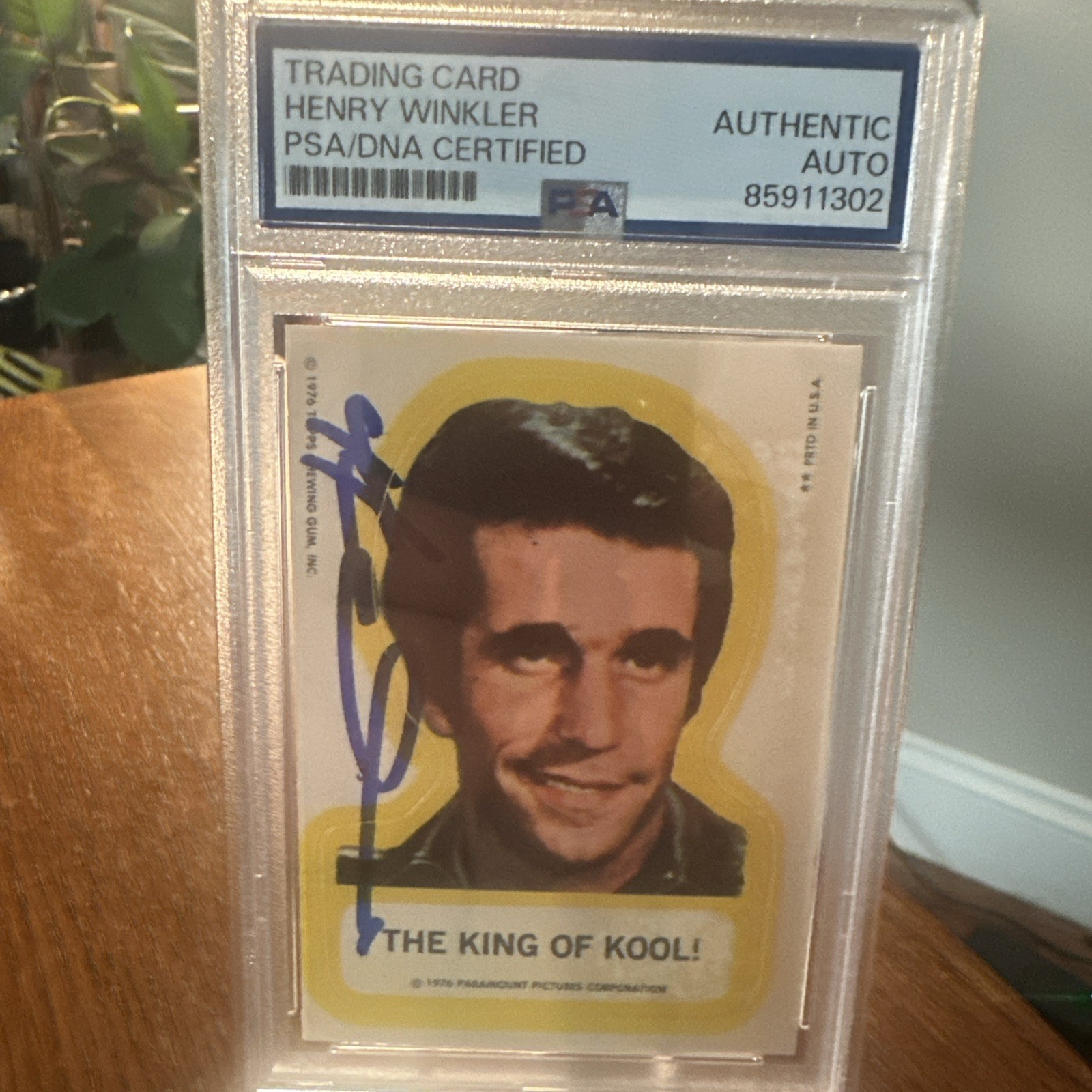 Henry Winkler 1976 Topps Happy Days Series 1 Sticker TheFonz signed auto PSA DNA