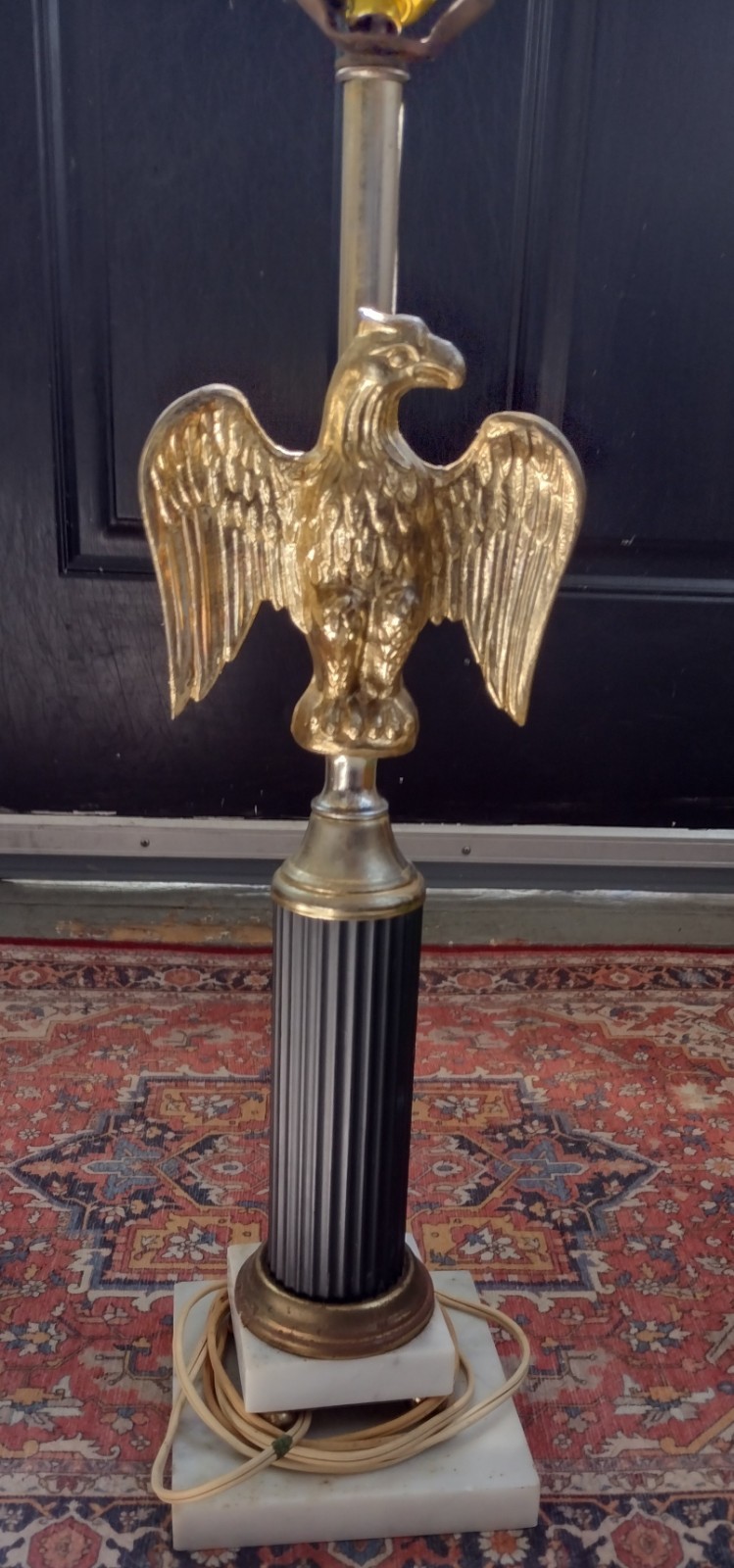Colonial Table Lamp With A Marble Base And Metal Eagle