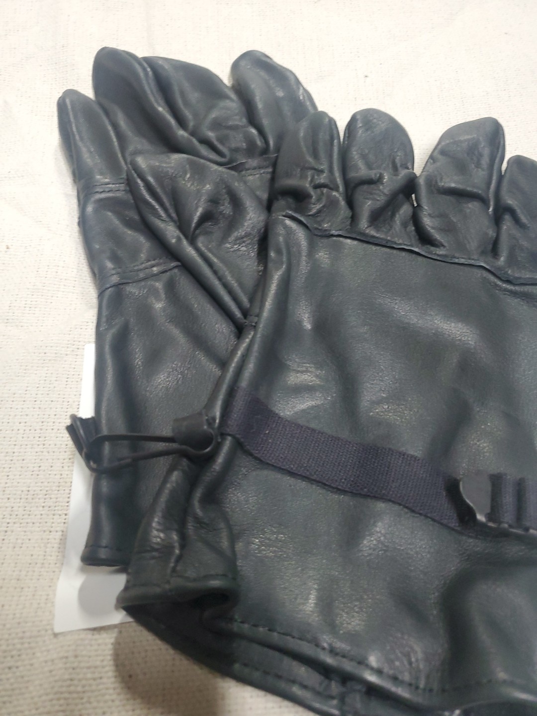 Light Duty Black Leather D3A Gloves USGI Size 4 ( Medium) NOS