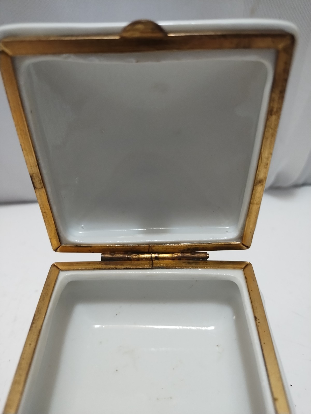 Four Legged Porcelain Hinged Square Trinket Box Floral Orange Whimsical Retro