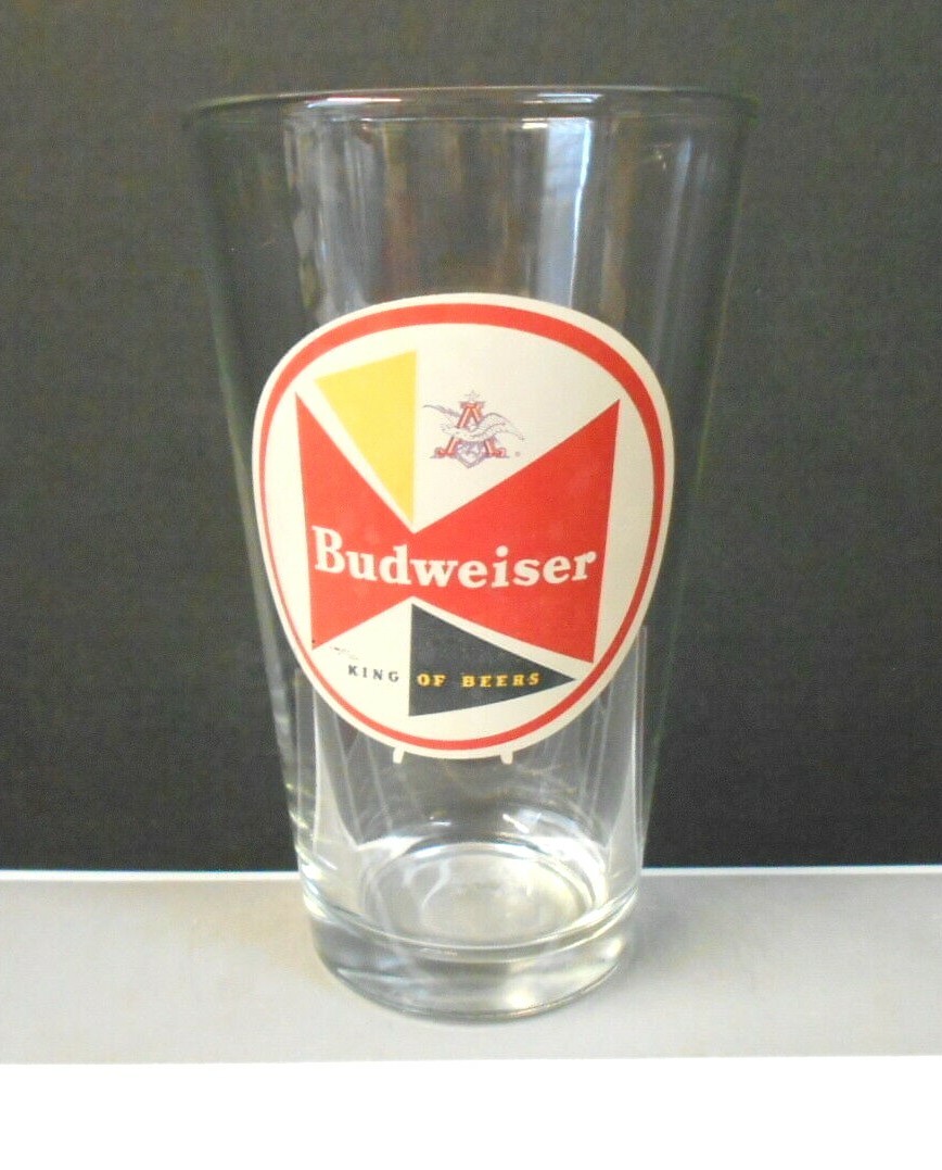 Budweiser King of Beers Pint Beer Glass 5 3/4″ Tall With Logo