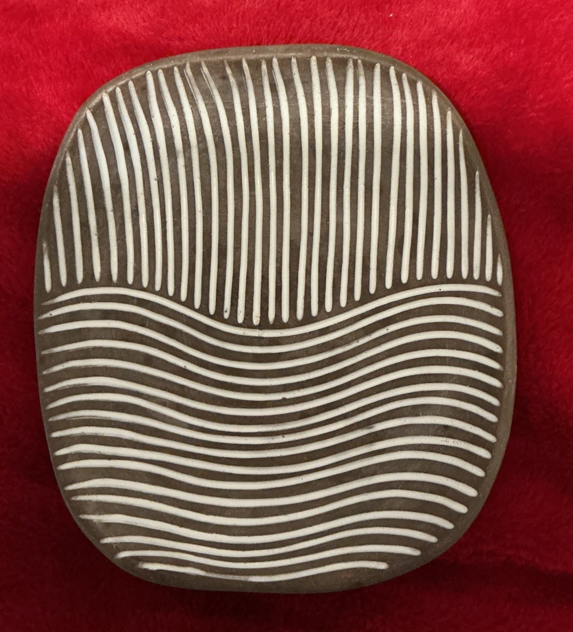 Vintage UGO ZACCAGNINI Sgraffito Ceramic Plate/Dish Great Vintage Condition