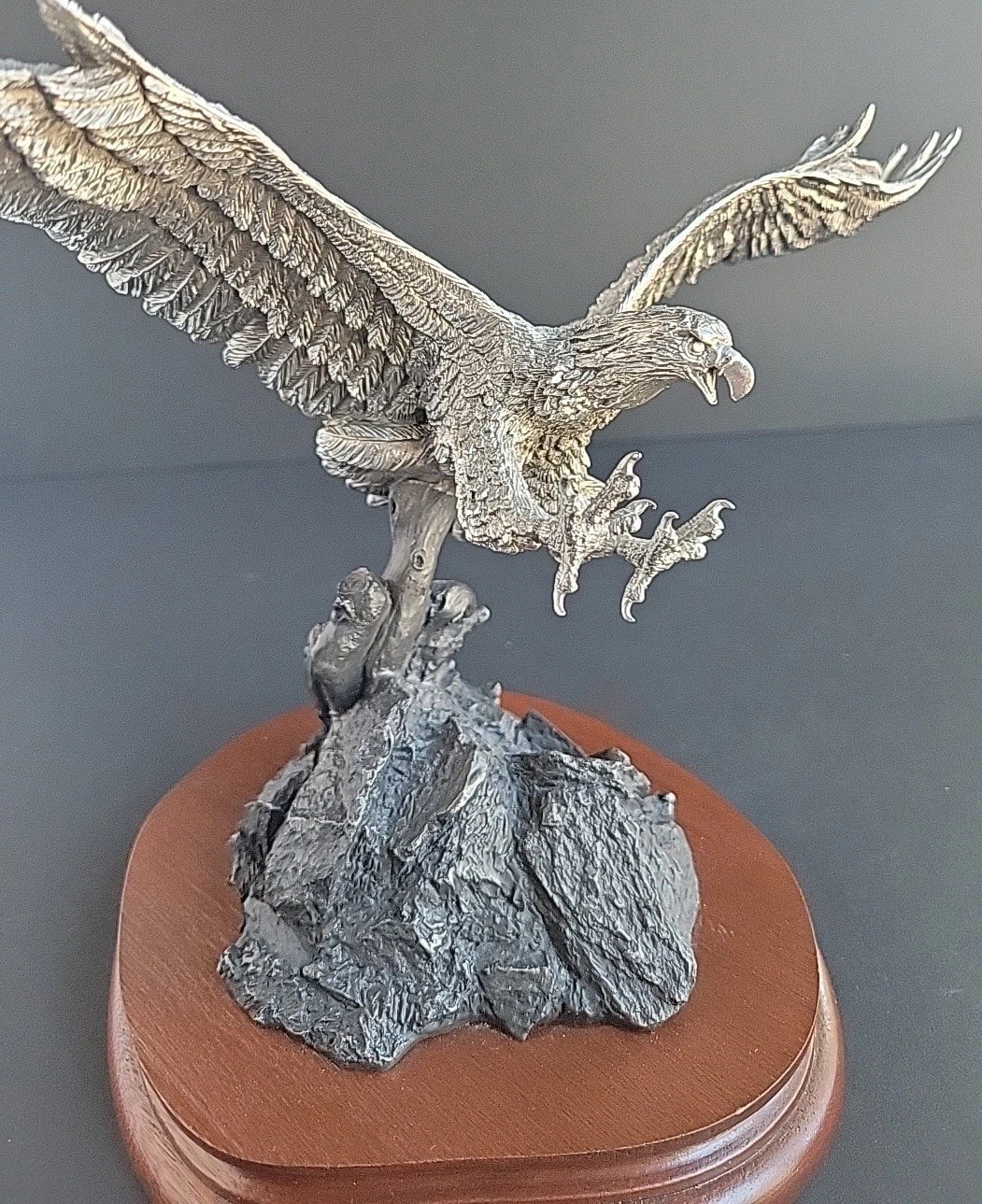 1983 Chilmark “Triumphant Glory” Pewter Eagle Sculpture Ron Van Gilder #/9500