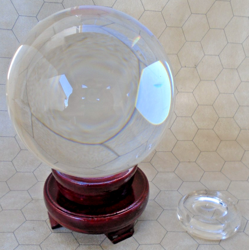 Amlong Crystal Ball Clear 5″ Diameter with 2 Stands – 130mm