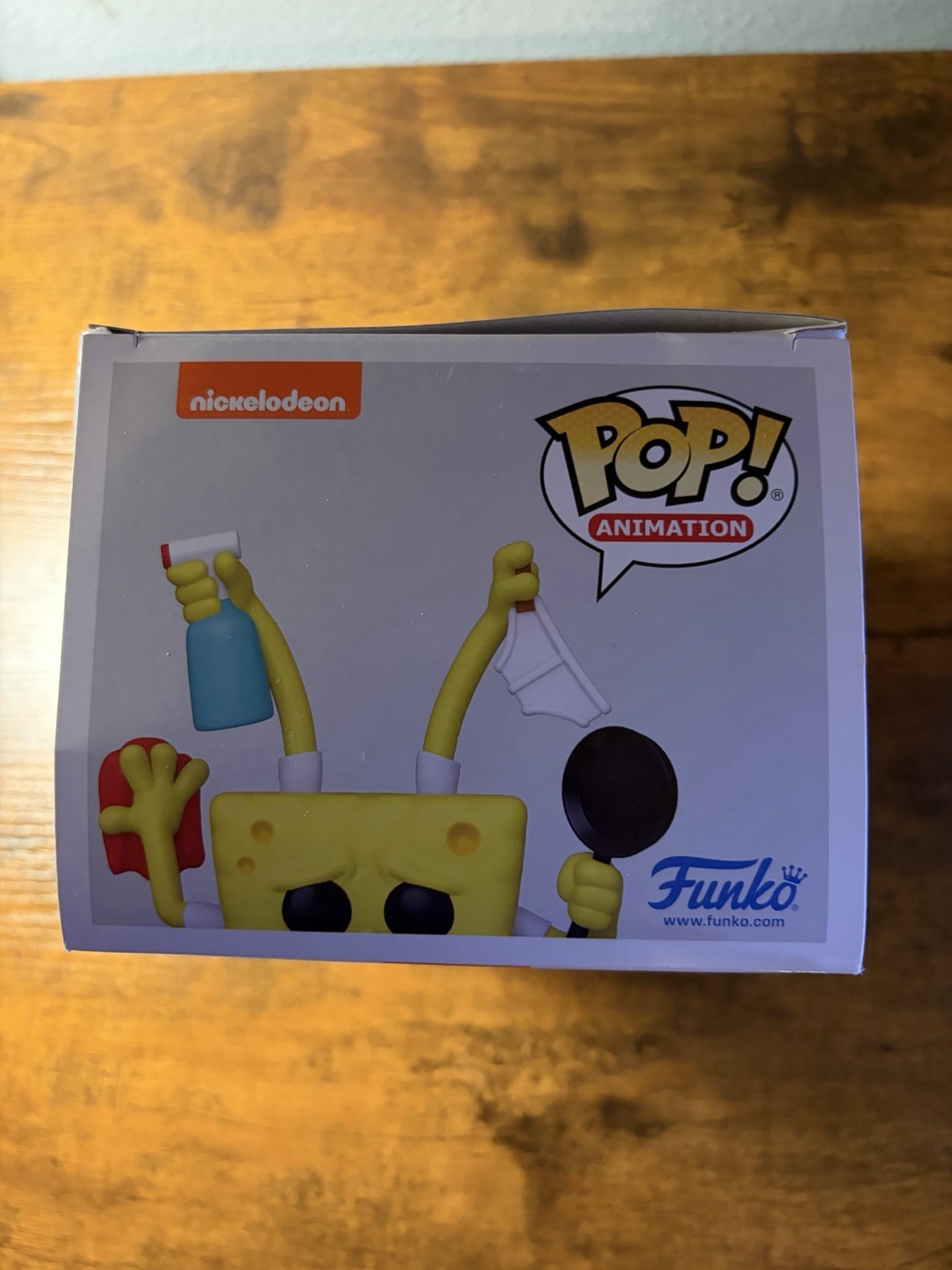Funko Pop SpongeBob Squarepants Cleaning 2025 SDCC #2001 NOT MINT