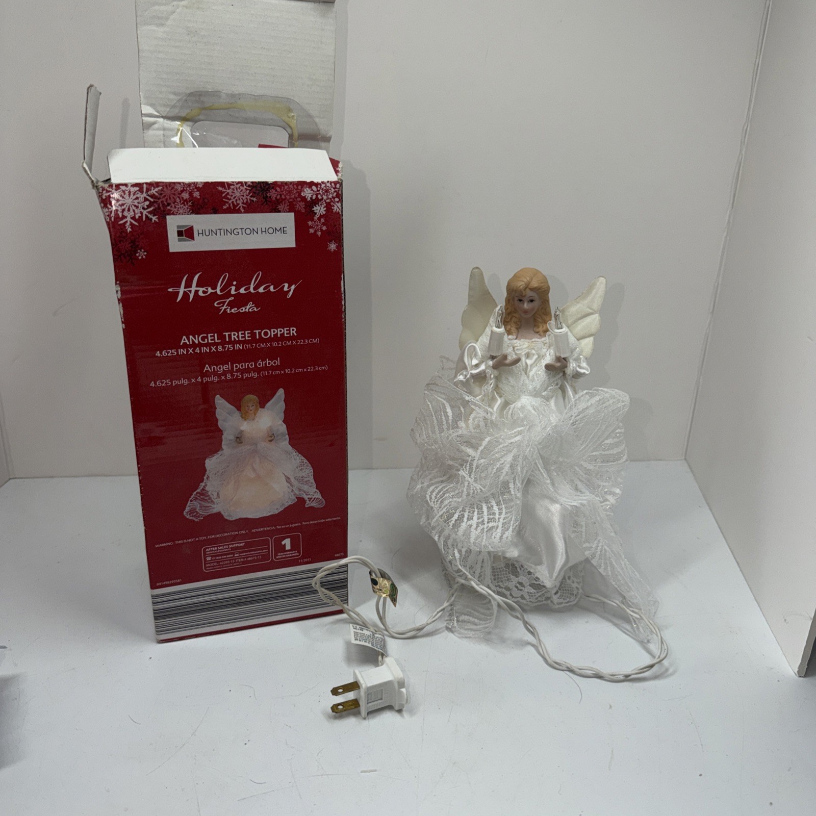 Huntington Home Holiday Fiesta Indoor 8.75 inch White Lighted Angel tree top