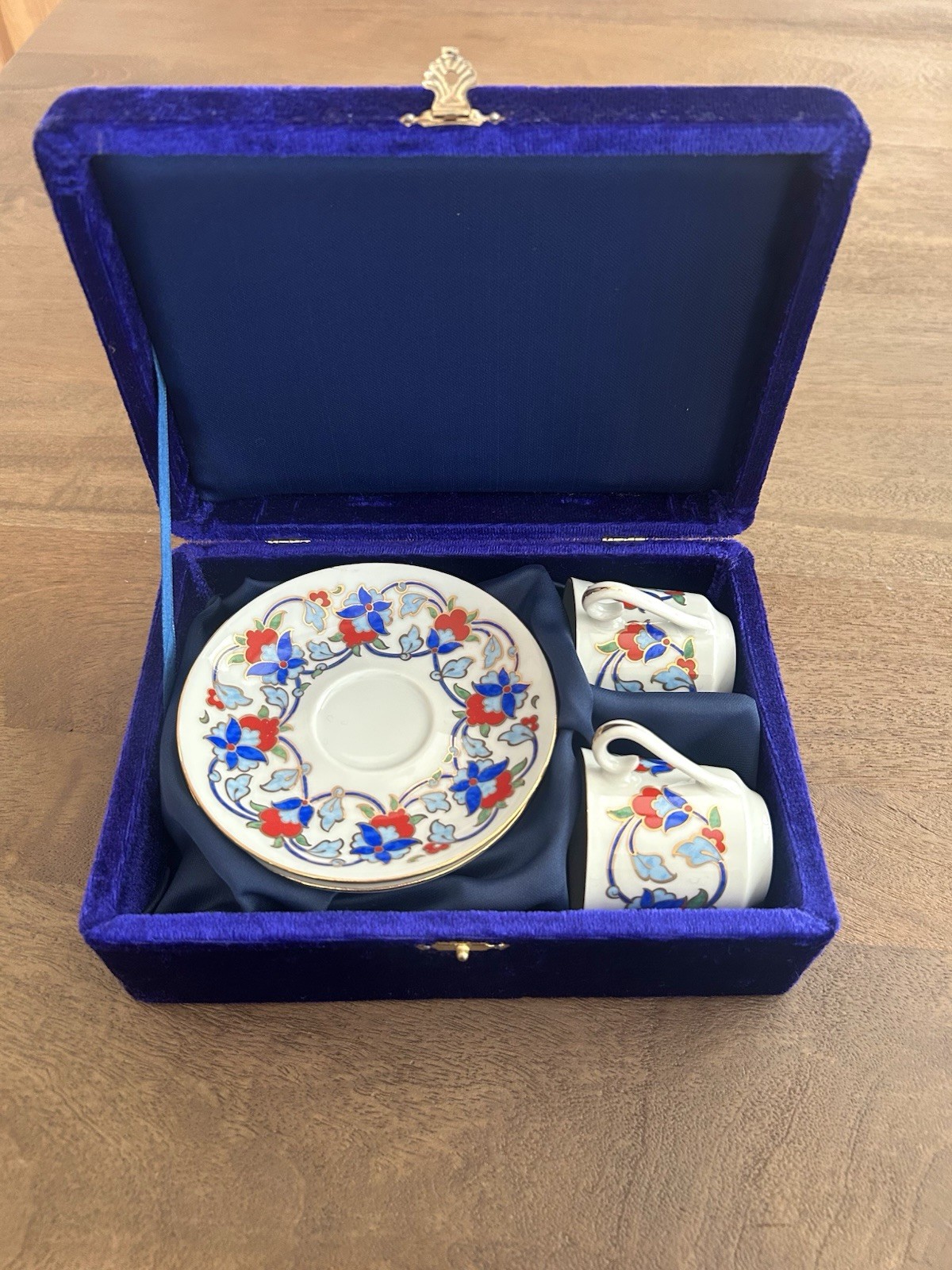 Vintage Kutahya Porcelain Turkish Coffee Demitasse Espresso Cup & Saucer Set