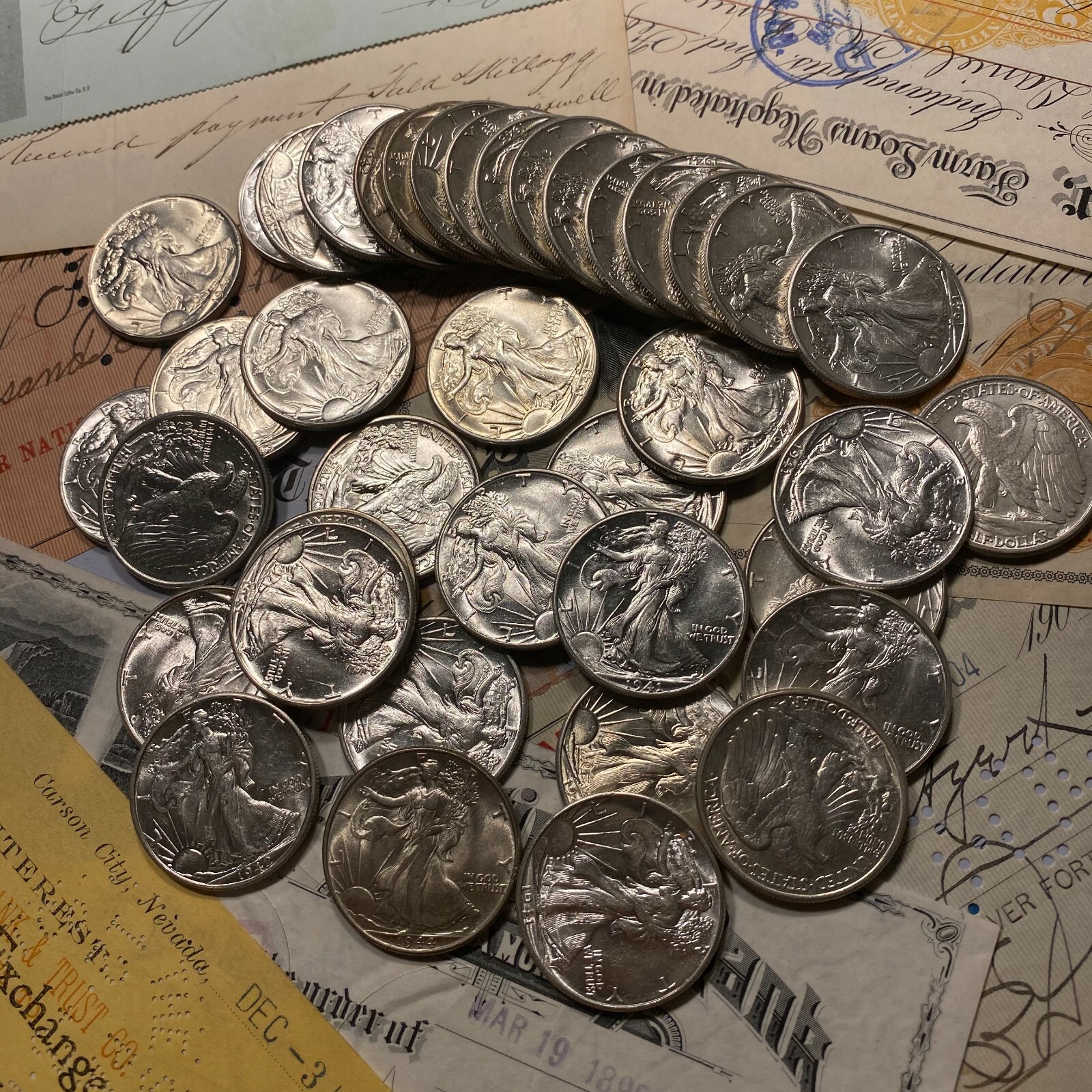 1934 TO 1947 WALKING LIBETY HALF DOLIAR LOT OF 5 $2.5 FACE