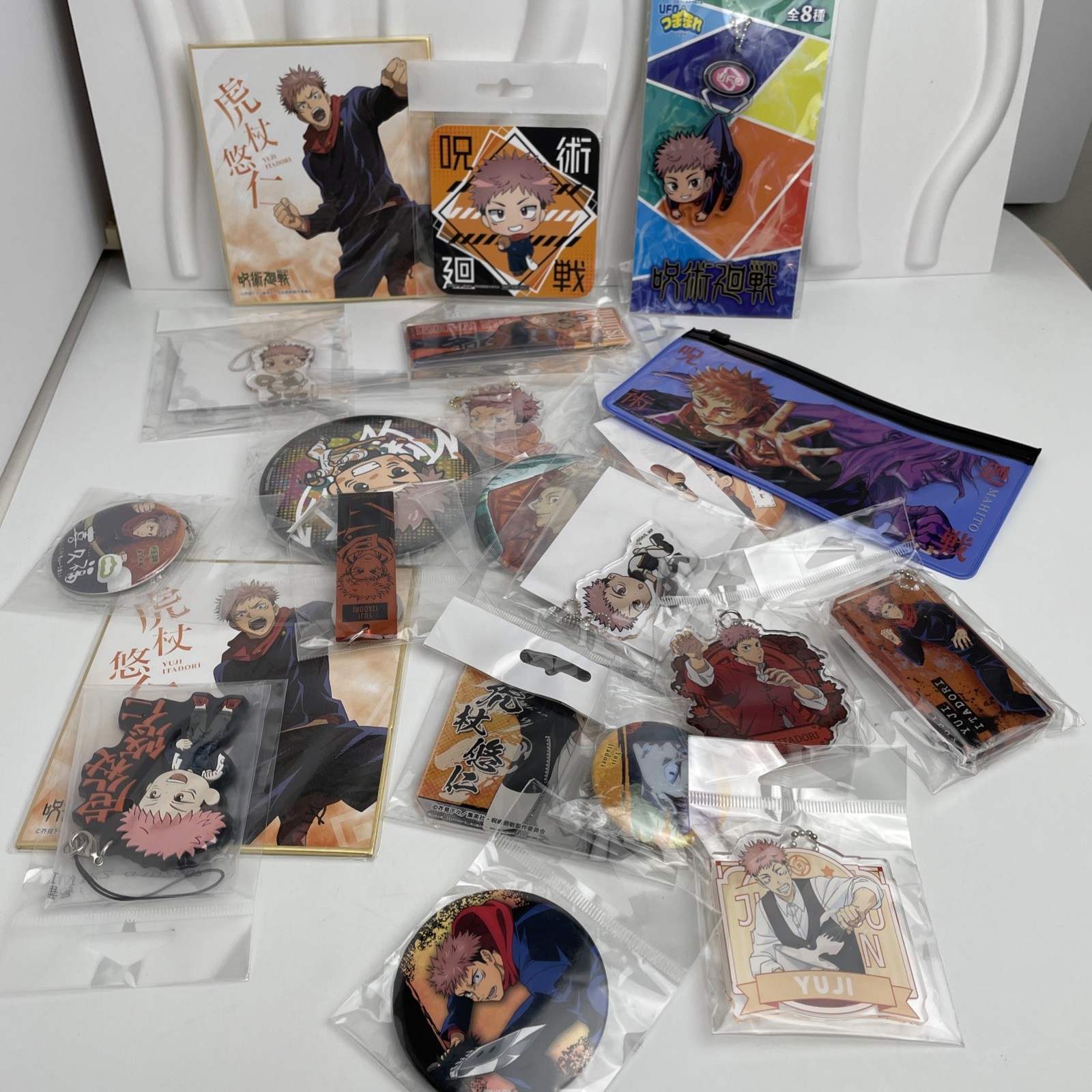 Jujutsu Kaisen Yuji Itadori 21 Piece Lot Collectible Anime Japan