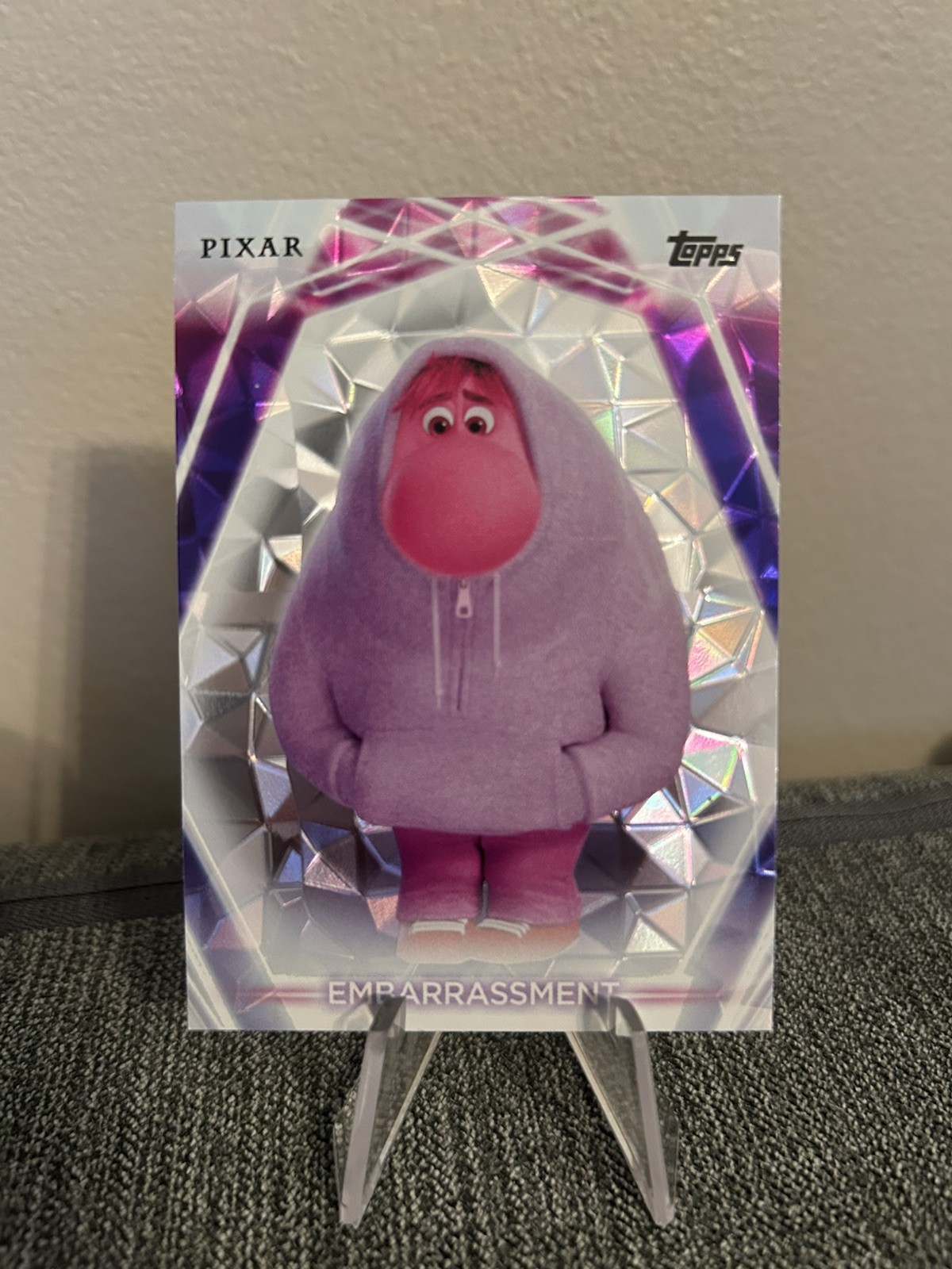 2026 Topps Disney Neon #170 Diamonte EMBARRASSMENT