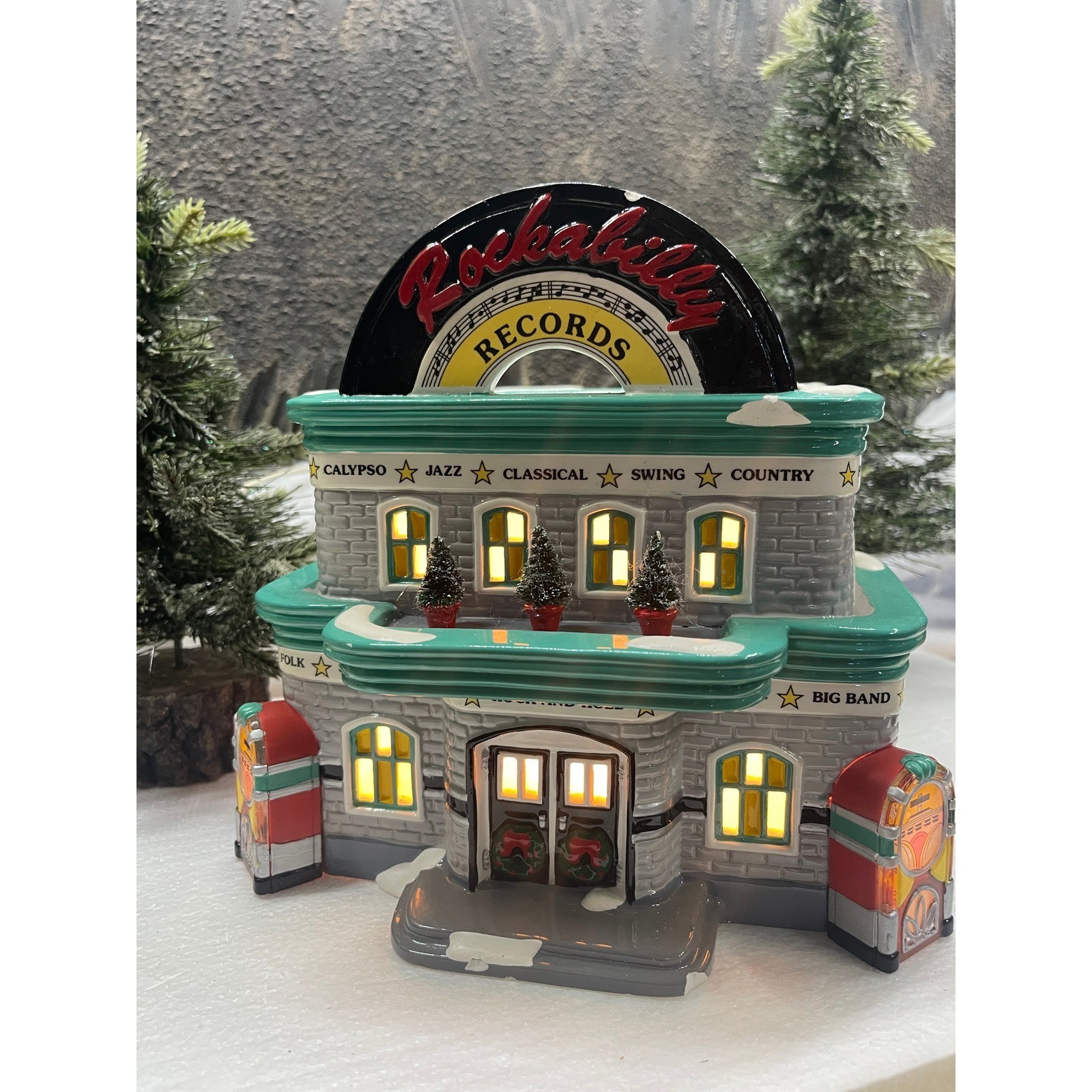 Department 56 ROCKABILLY RECORDS Store Snow Village Christmas Building Unboxed