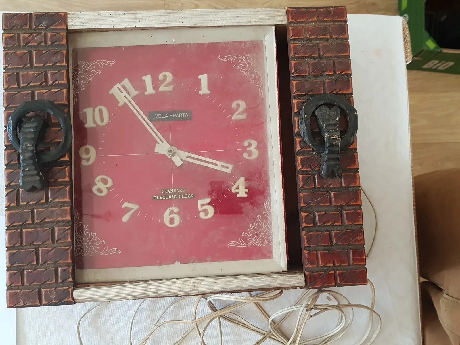 Vela Sparta Standard Electric Large Wall Clock Not Tested 33x49x8cm for Repair