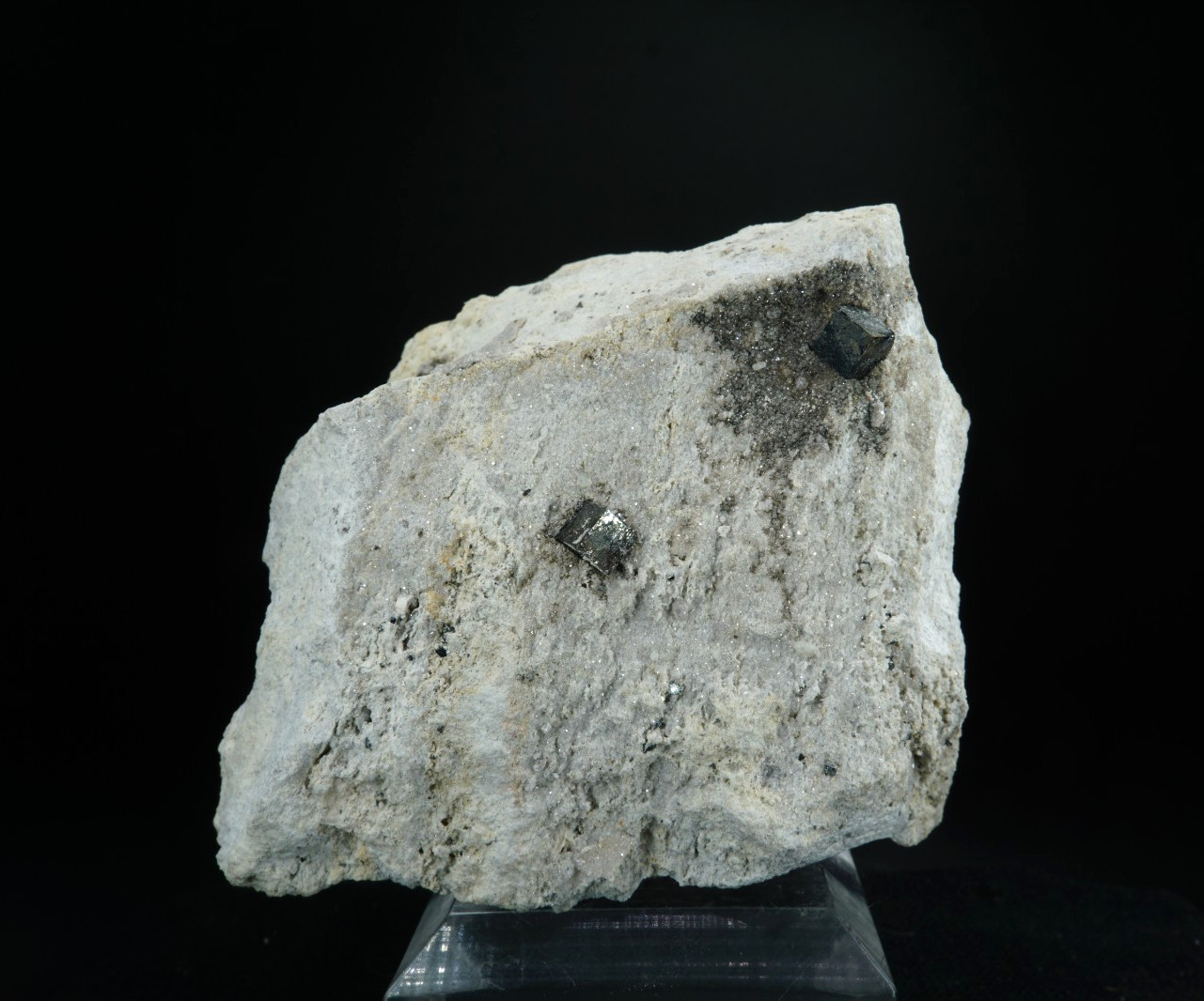 Bixbyite, Topaz & Hematite / Maynard’s Claim, Utah / Mineral Crystal Specimen