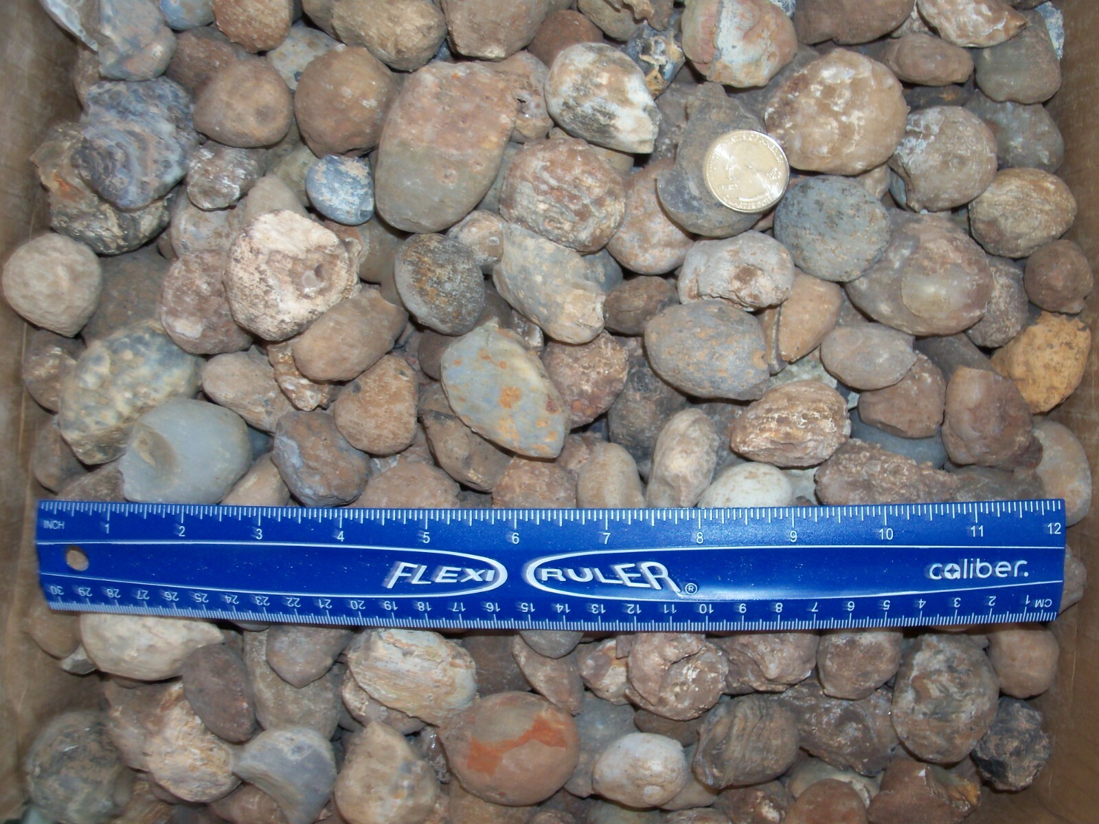 1 pound lbs of Oco geodes per lot. About 10 solid to hallow geodes per lot