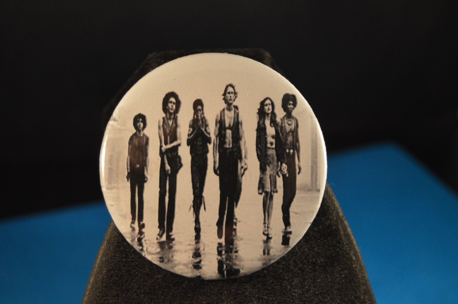 “THE WARRIORS” Lot of 12 BUTTONS 6 with Mercy BIG pinback pin badge film movie