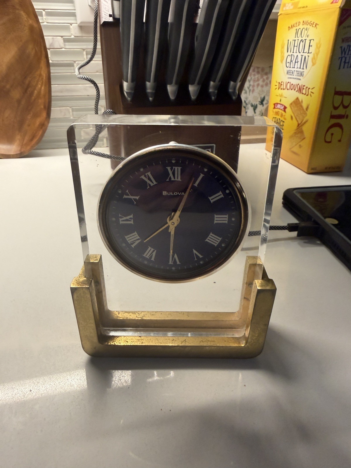 Vintage Bulova Lucite Acrylic & Brass Quartz Desk Clock Alarm Roman Numerals