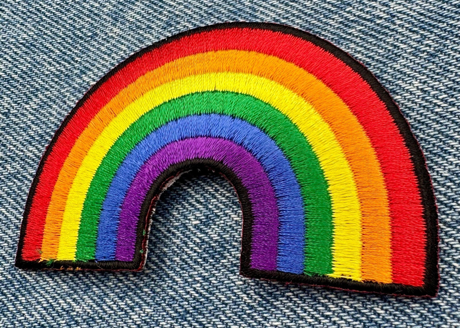 RAINBOW IRON-ON PATCH embroidered COLORFUL LGBTQ+ GAY PRIDE RIGHTS CRAFTS EMBLEM