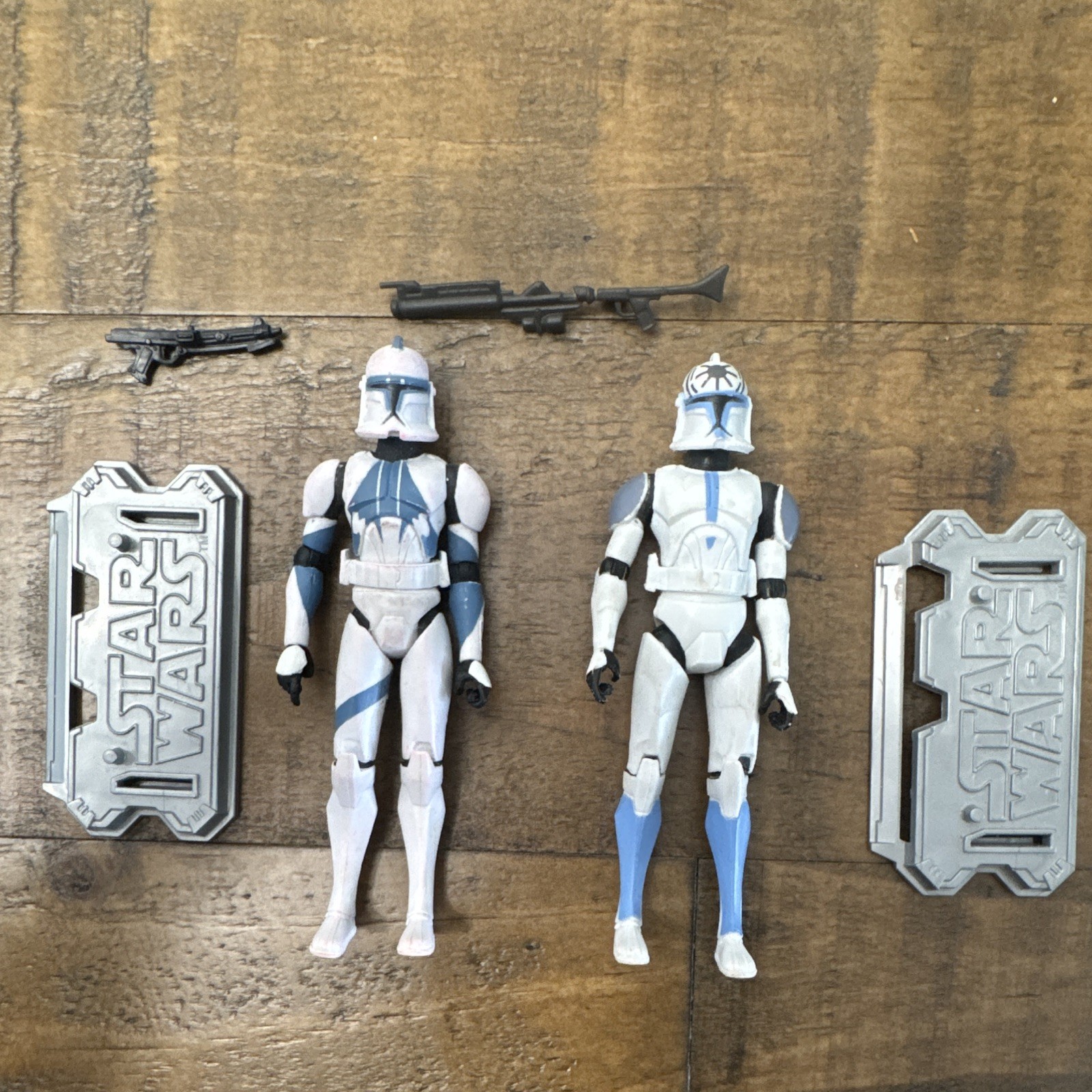 Star Wars Clone Wars Hasbro Clone Trooper Kix and Jesse Action Figure 3.75 Lot