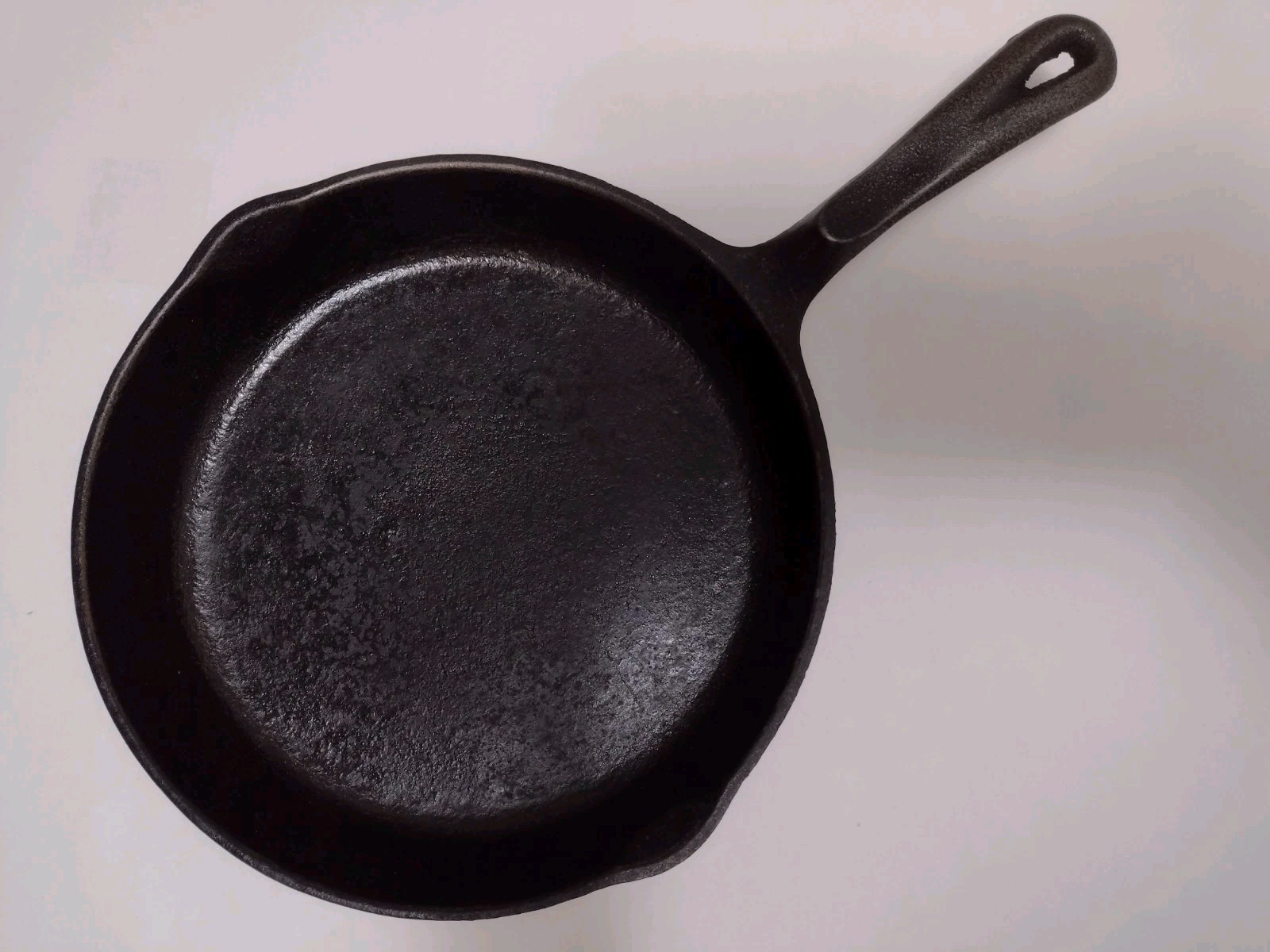 VTG***Wagner’s 1891 10 1/2″ Cast Iron Skillet Pan–Stove Or Camping Made In USA