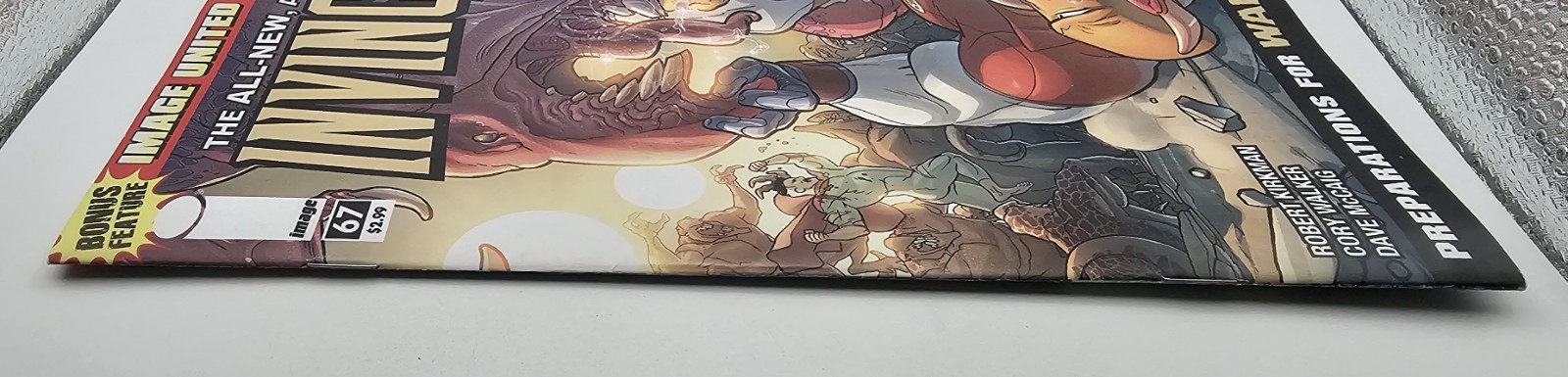 INVINCIBLE #67, Image 2009, Prep for War Pt. 2, 1st full app SPACE RACER