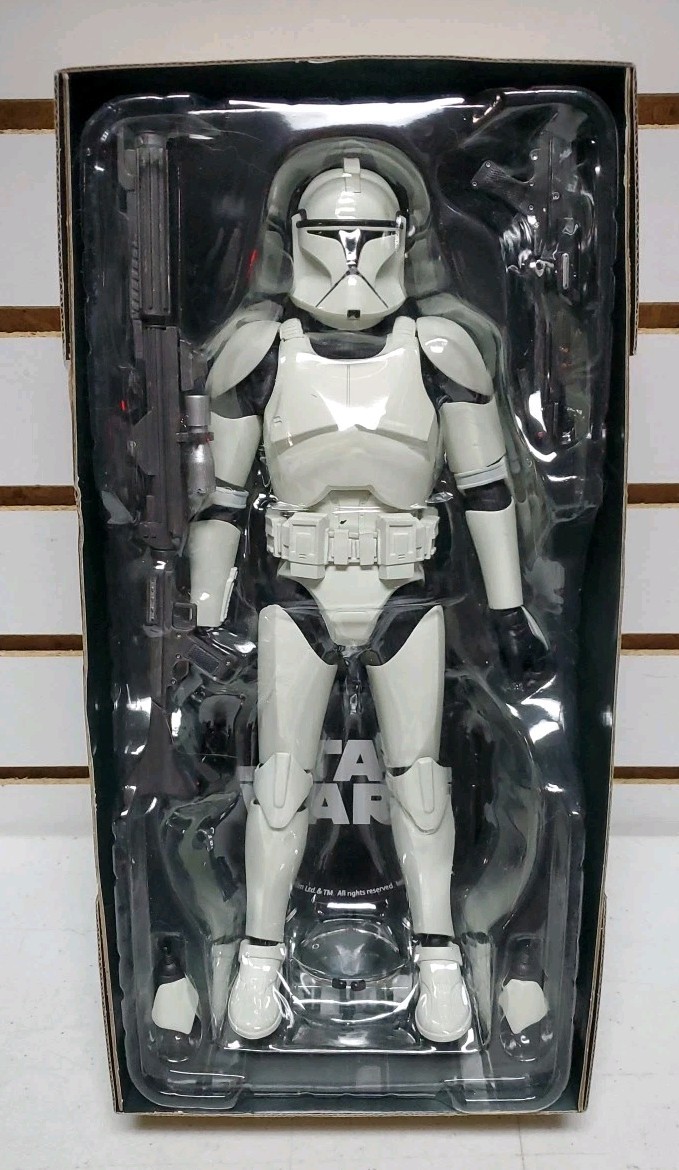 2009 Sideshow: Star Wars Republic Clone Trooper Phase 1 Armor Figure, Pre-Owned