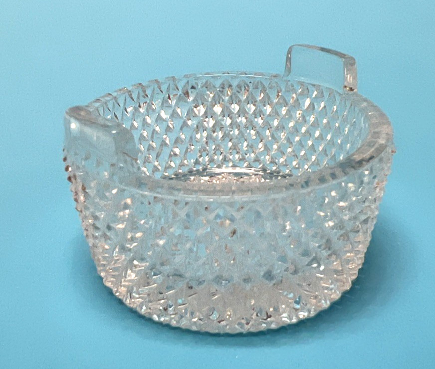 Vintage Diamond Point Bucket Shaped Glass Open Salt Dip 1 7/8 x 1 1/8 Inch