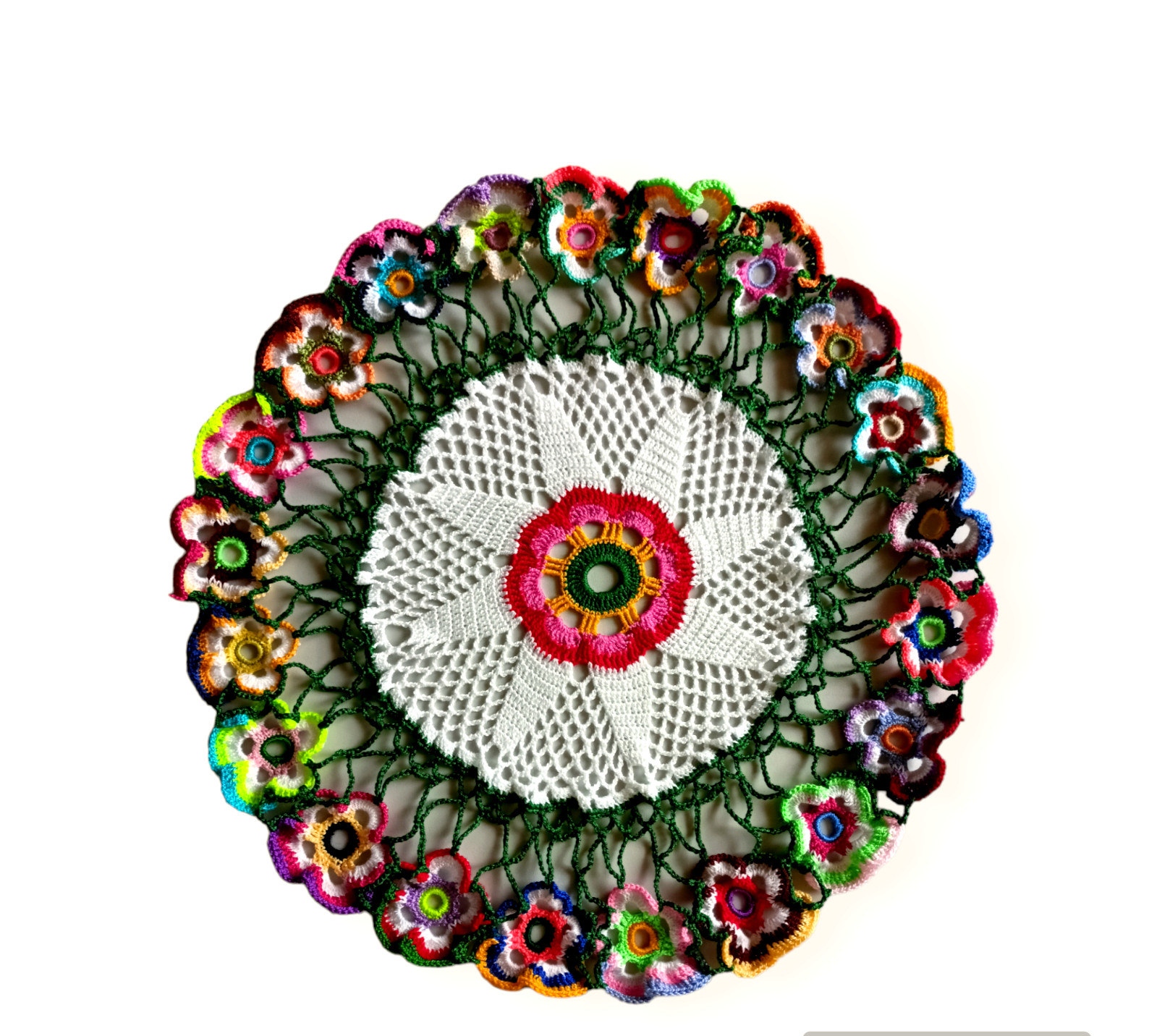 Handmade crocheted vintage doily Pansies 16.5 in