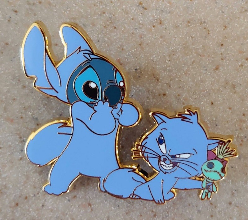Fantasy Pin Disney Cats Stitch with Yzma Kitten being mean with Scrump
